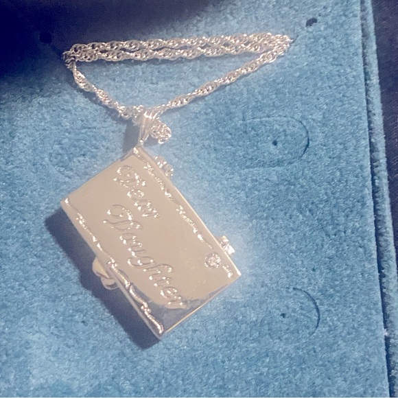 New The Bradford Exchange Dear Daughter Love Letter Silver Locket Necklace 45cm - Picture 5 of 14